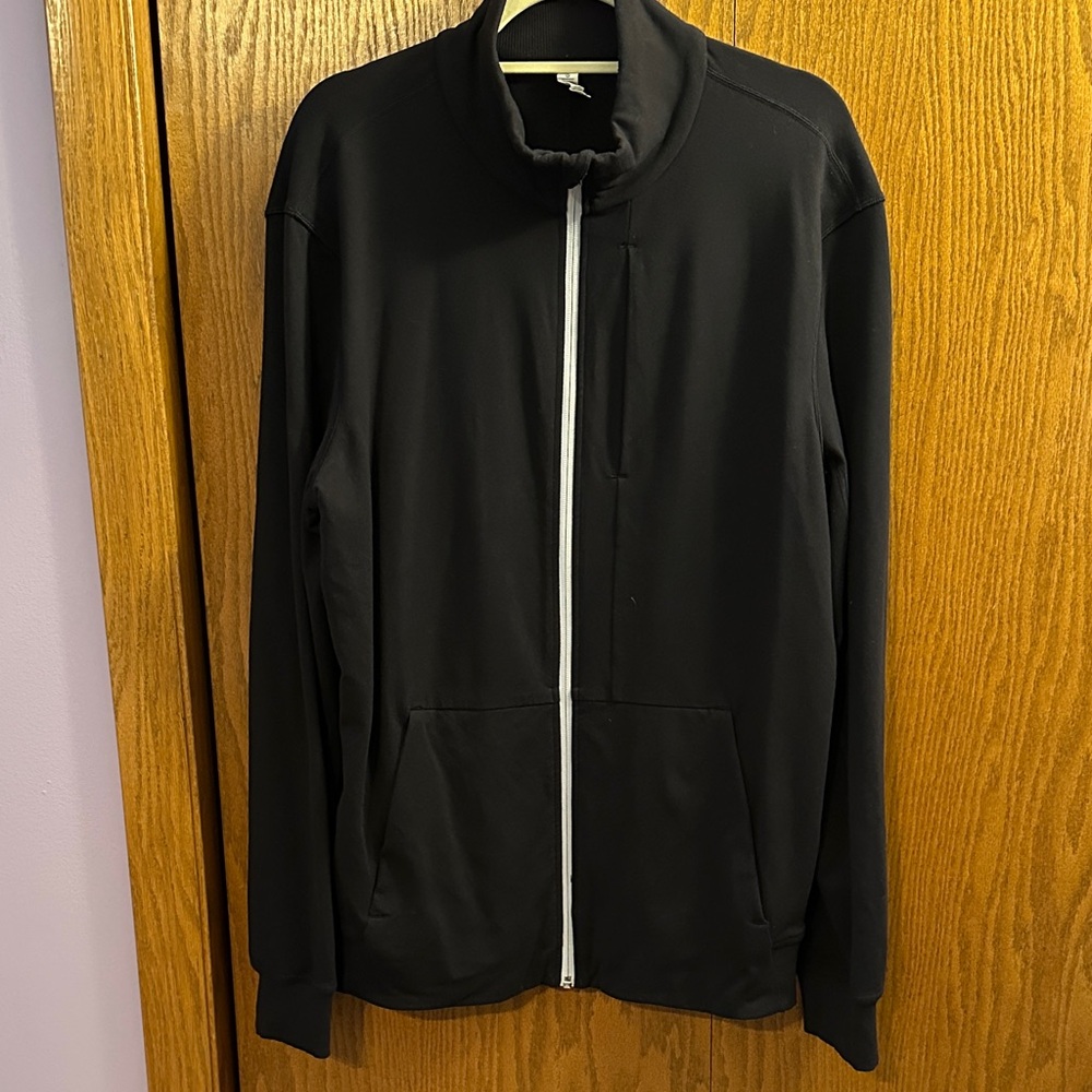 Men’s Lululemon Black Full-Zip Jacket size XL.